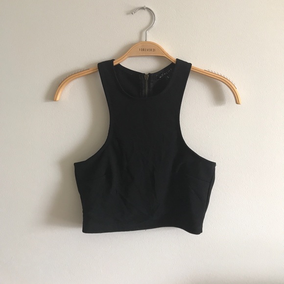 BLACK ZIPPER CROP TOP - Picture 1 of 2